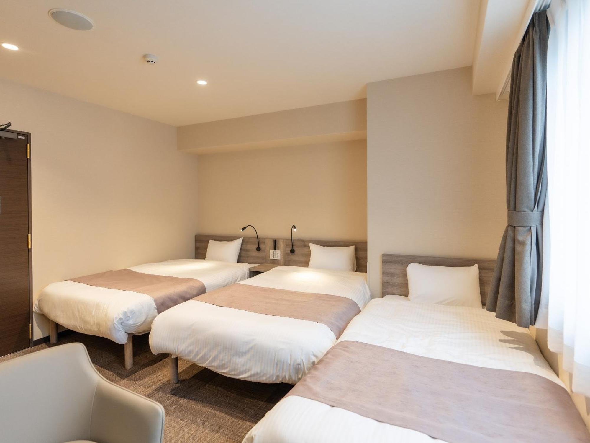 Hotel Sanrriott Shinsaibashi Osaka Buitenkant foto