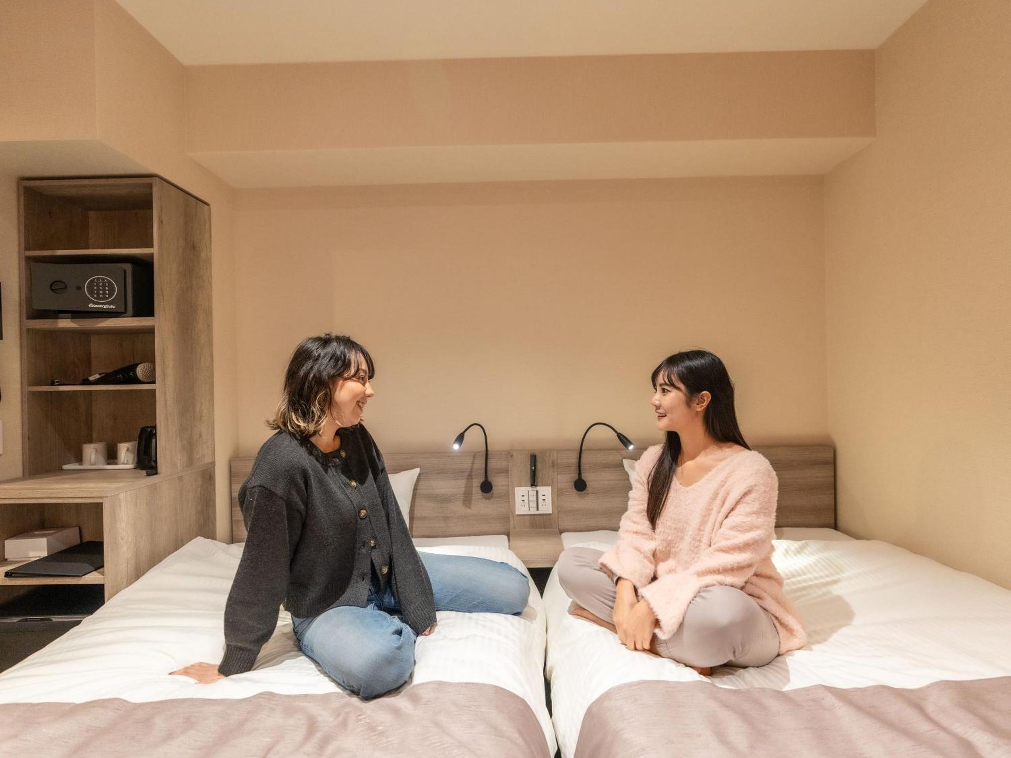 Hotel Sanrriott Shinsaibashi Osaka Buitenkant foto