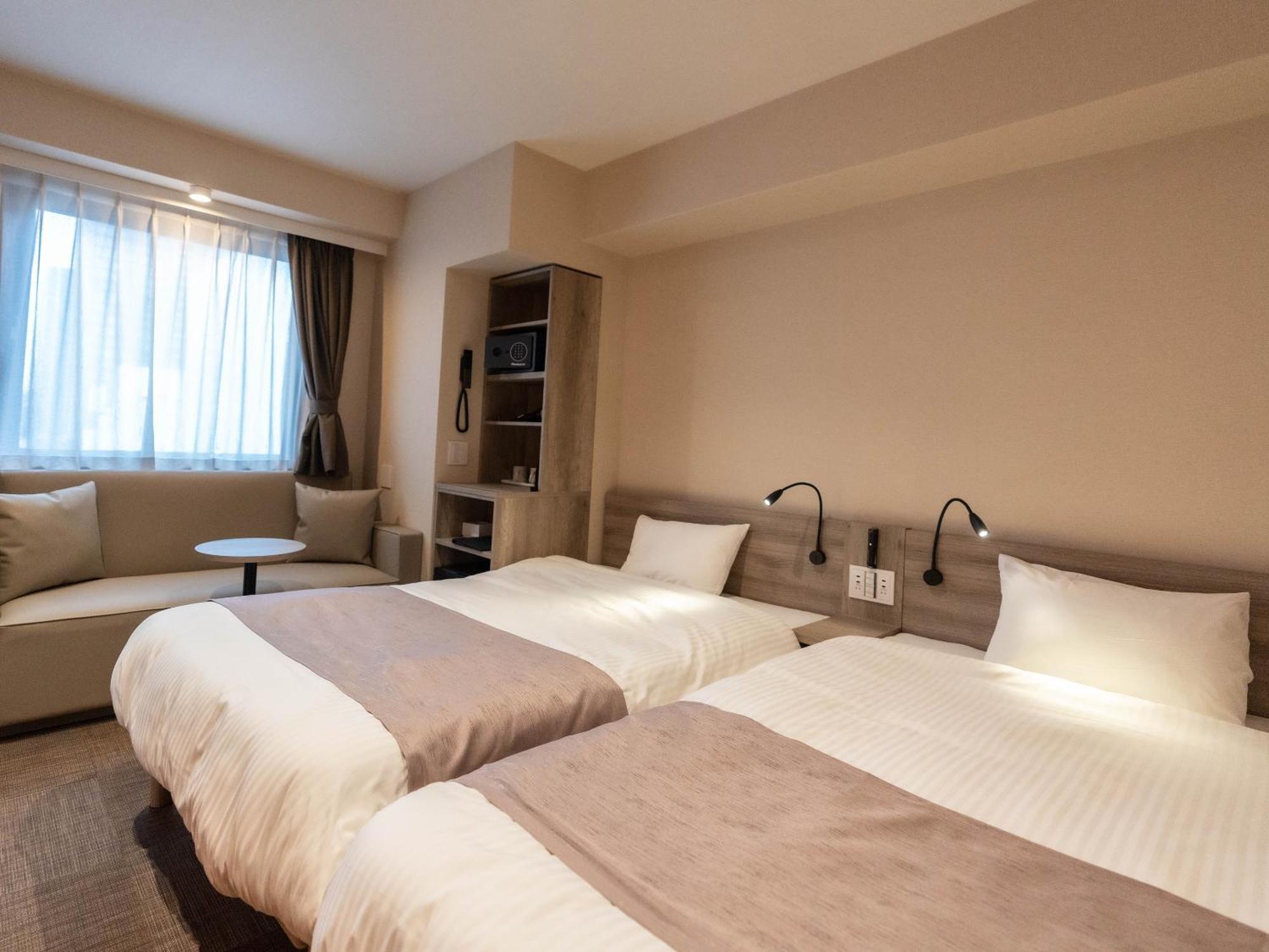 Hotel Sanrriott Shinsaibashi Osaka Buitenkant foto