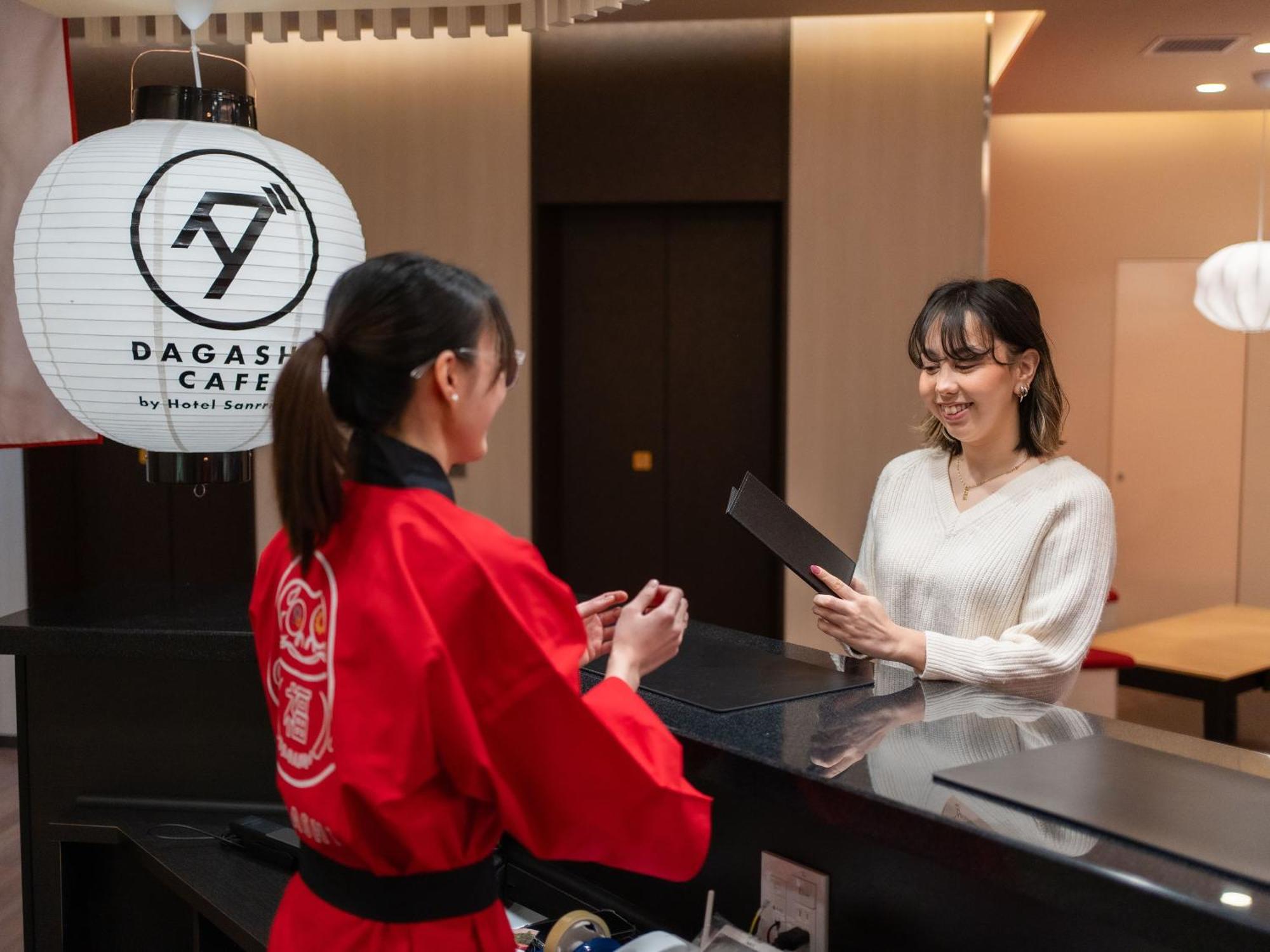Hotel Sanrriott Shinsaibashi Osaka Buitenkant foto
